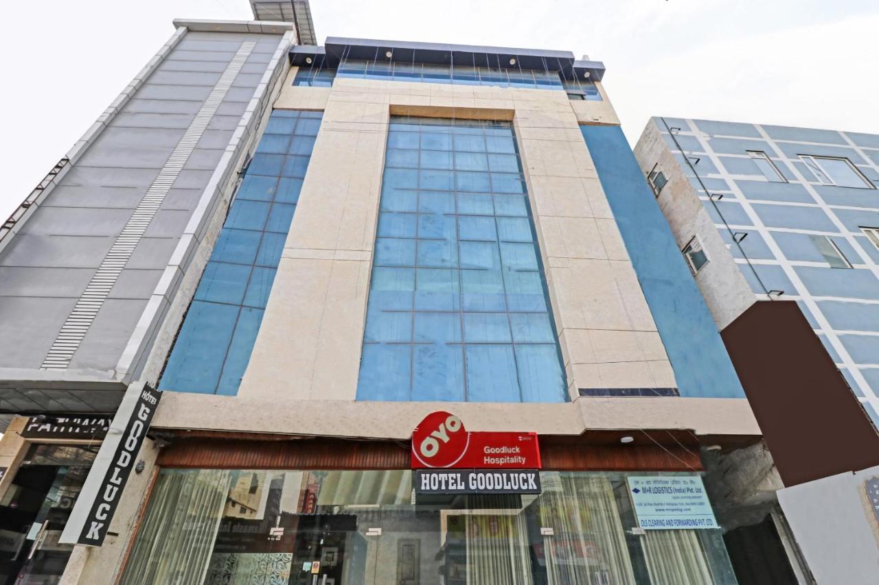 Airport Hotel Goodluck Нью-Дели Экстерьер фото